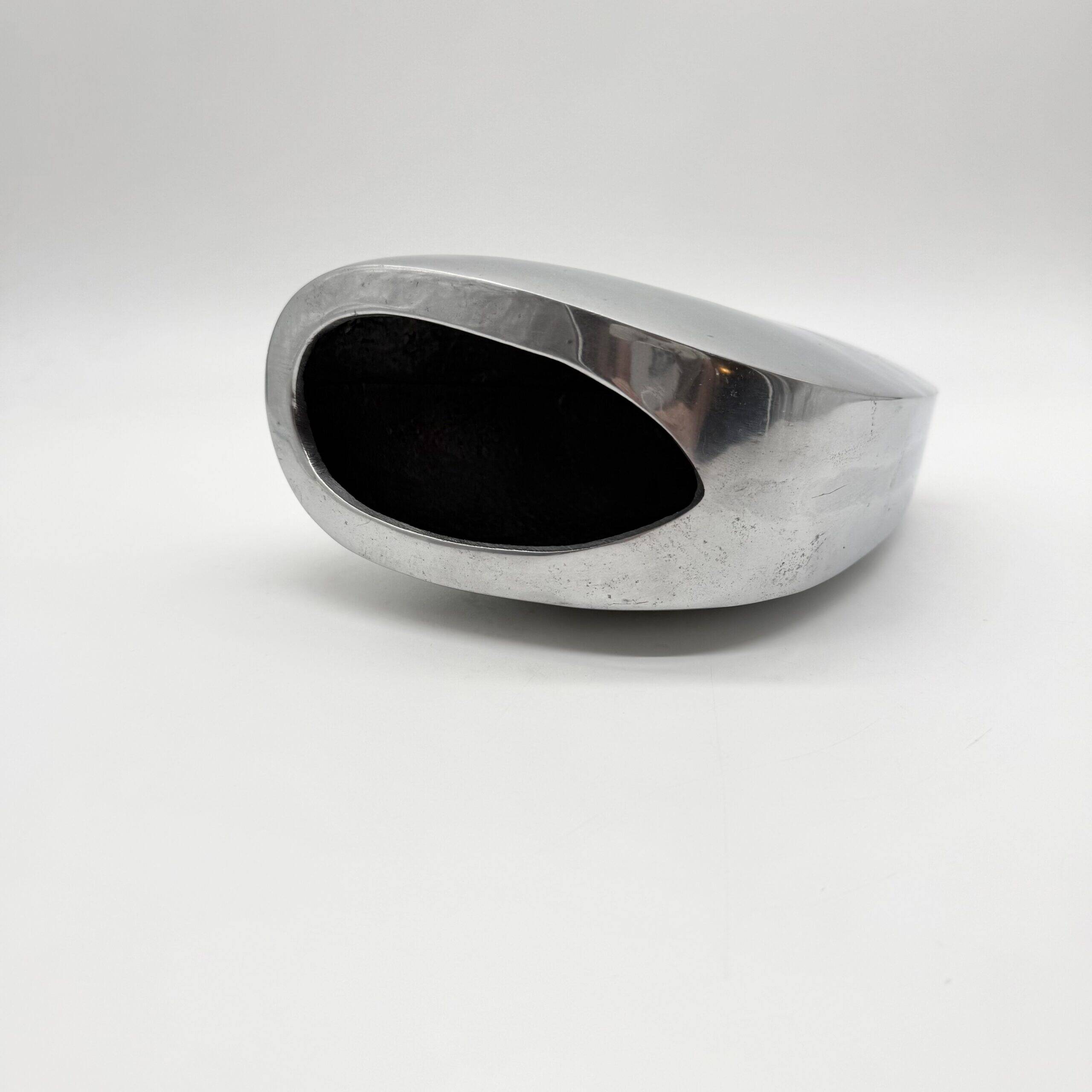 Sculptural vase in polished aluminium – 1980s
