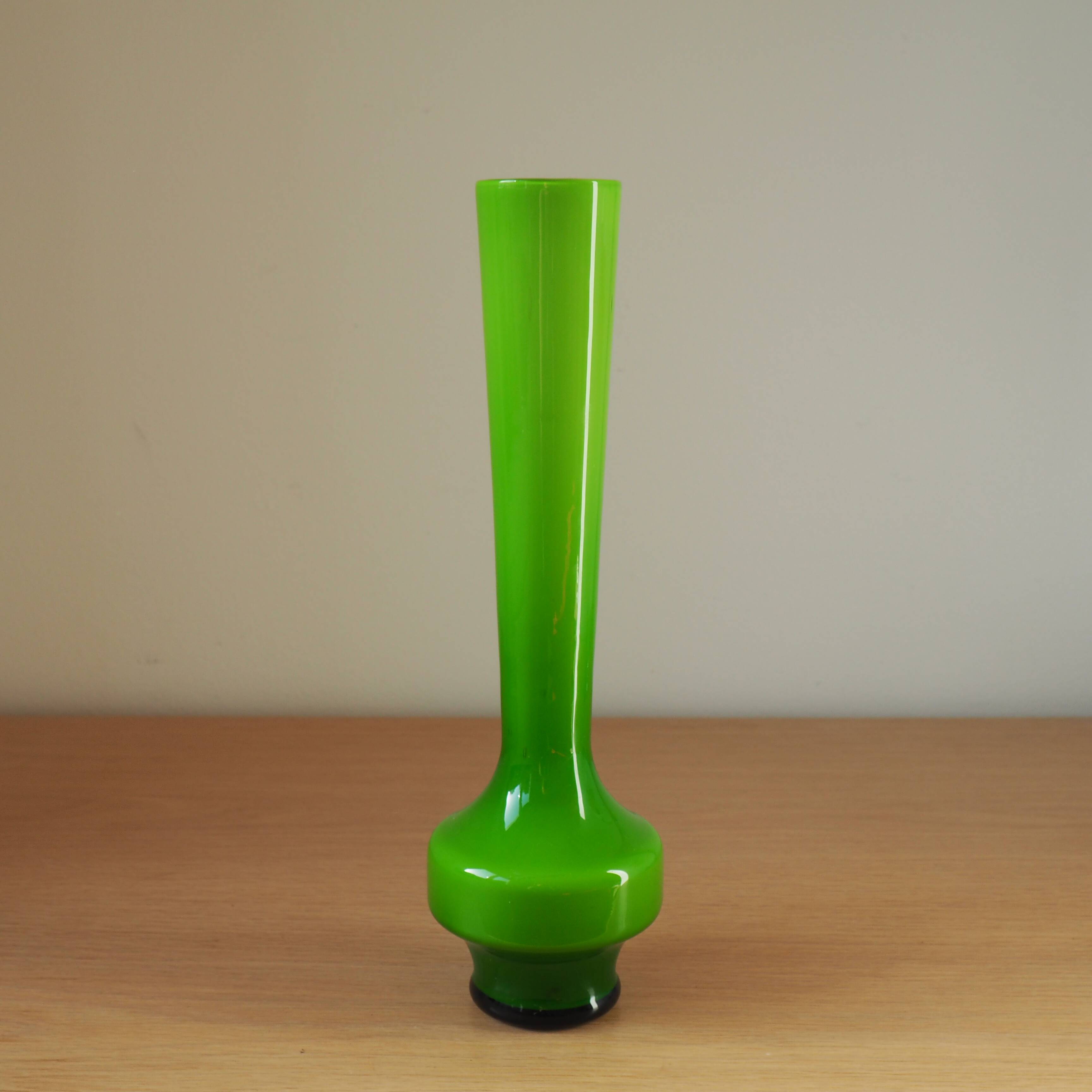 MCM Scandinavian Style Vase - Empoli Glass - 1950s - Italy