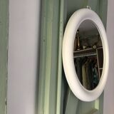 Round mirror