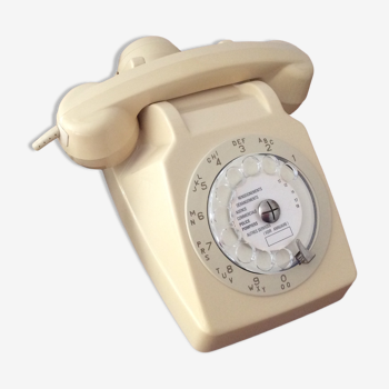 Old phone rotating dial ivory "Temat Quimper" SOCOTEL 63 - vintage
