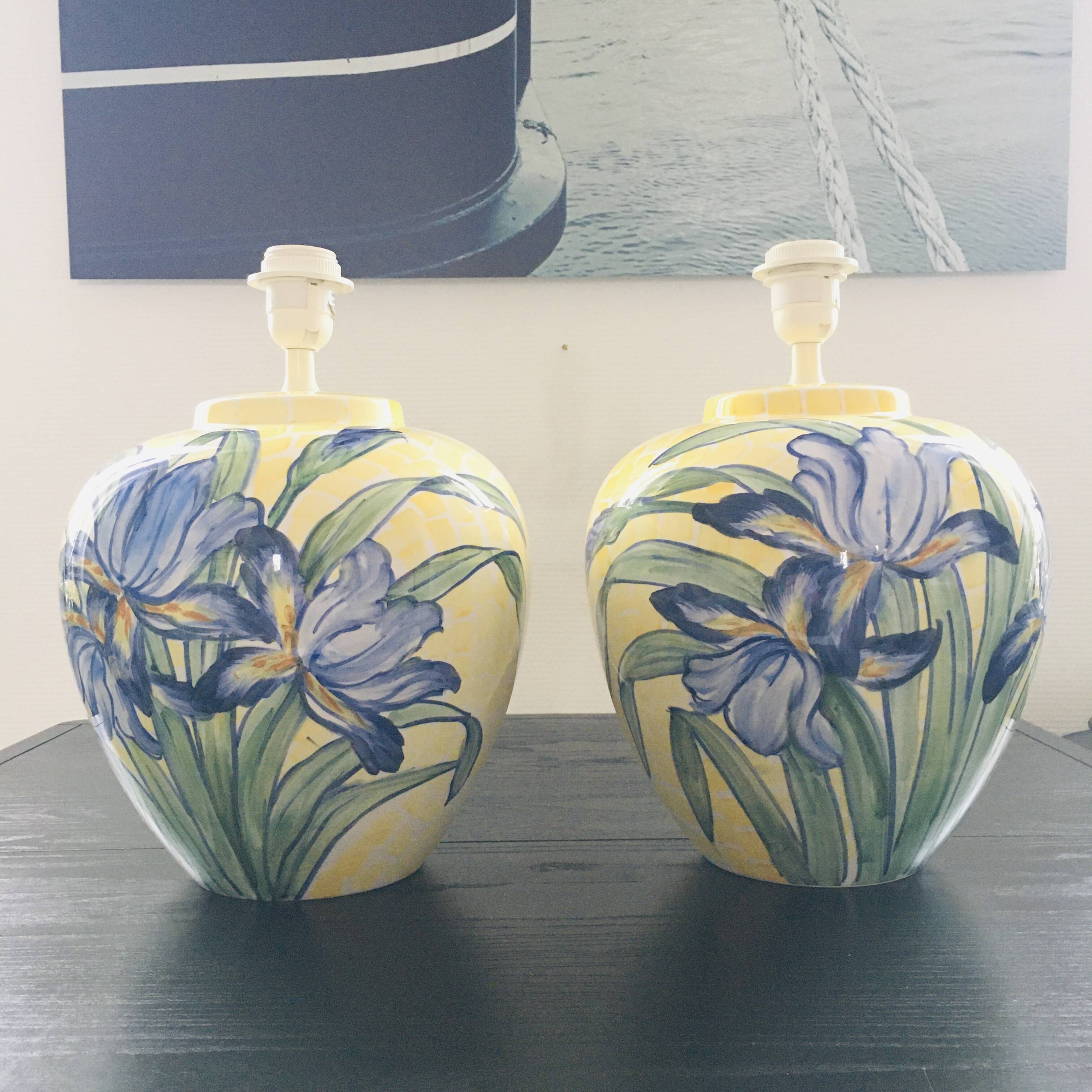 Paire de pieds de lampes italiennes décor iris