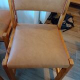 Chaises en skaï