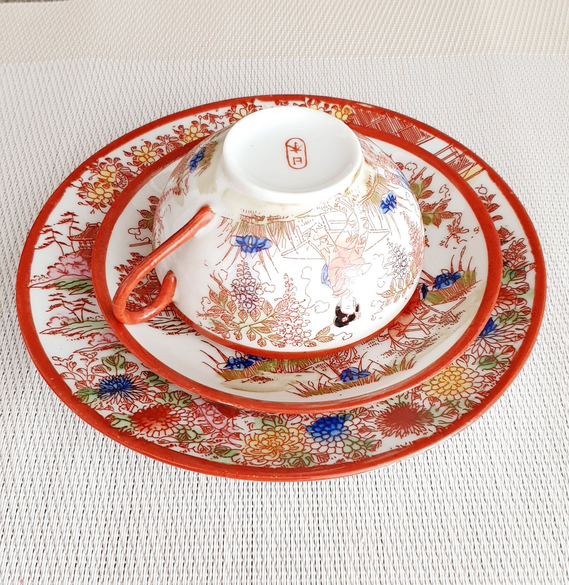 Old tea cup + Japanese porcelain saucer