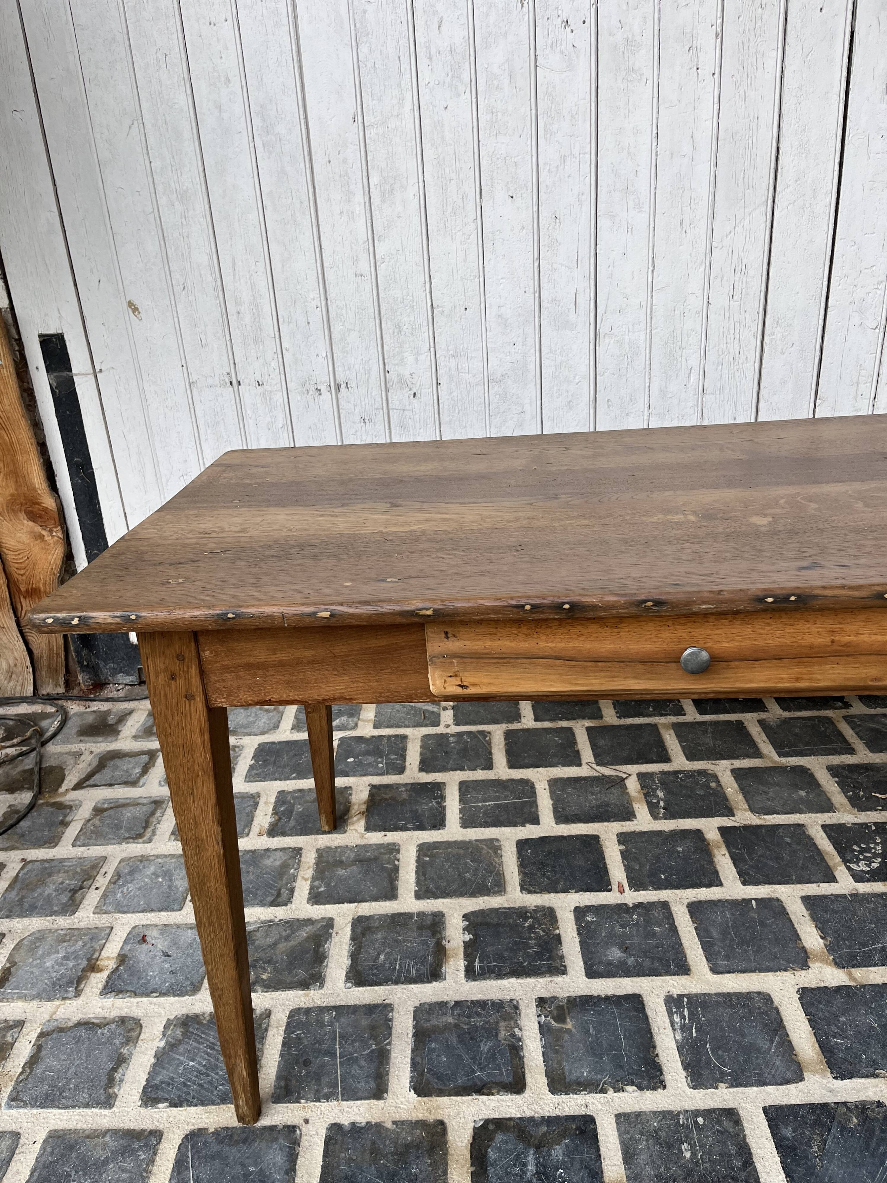 Farm table
