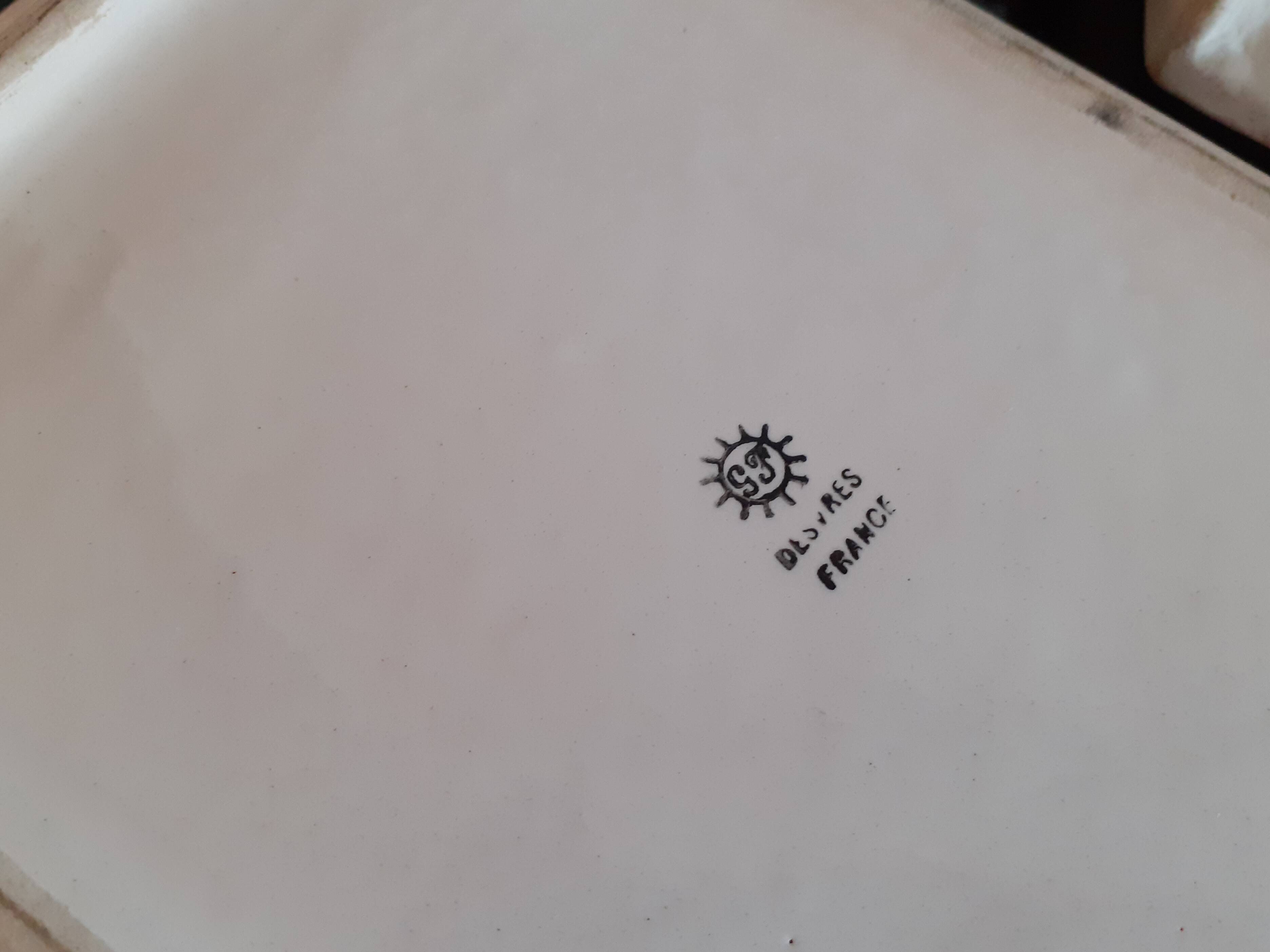 Gabriel FOURMAITRAUX (1886-1984) / 3-piece set / Sugar bowl, creamer and ceramic tray