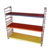 Tomado string shelf