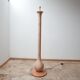 Lampadaire en marbre rose