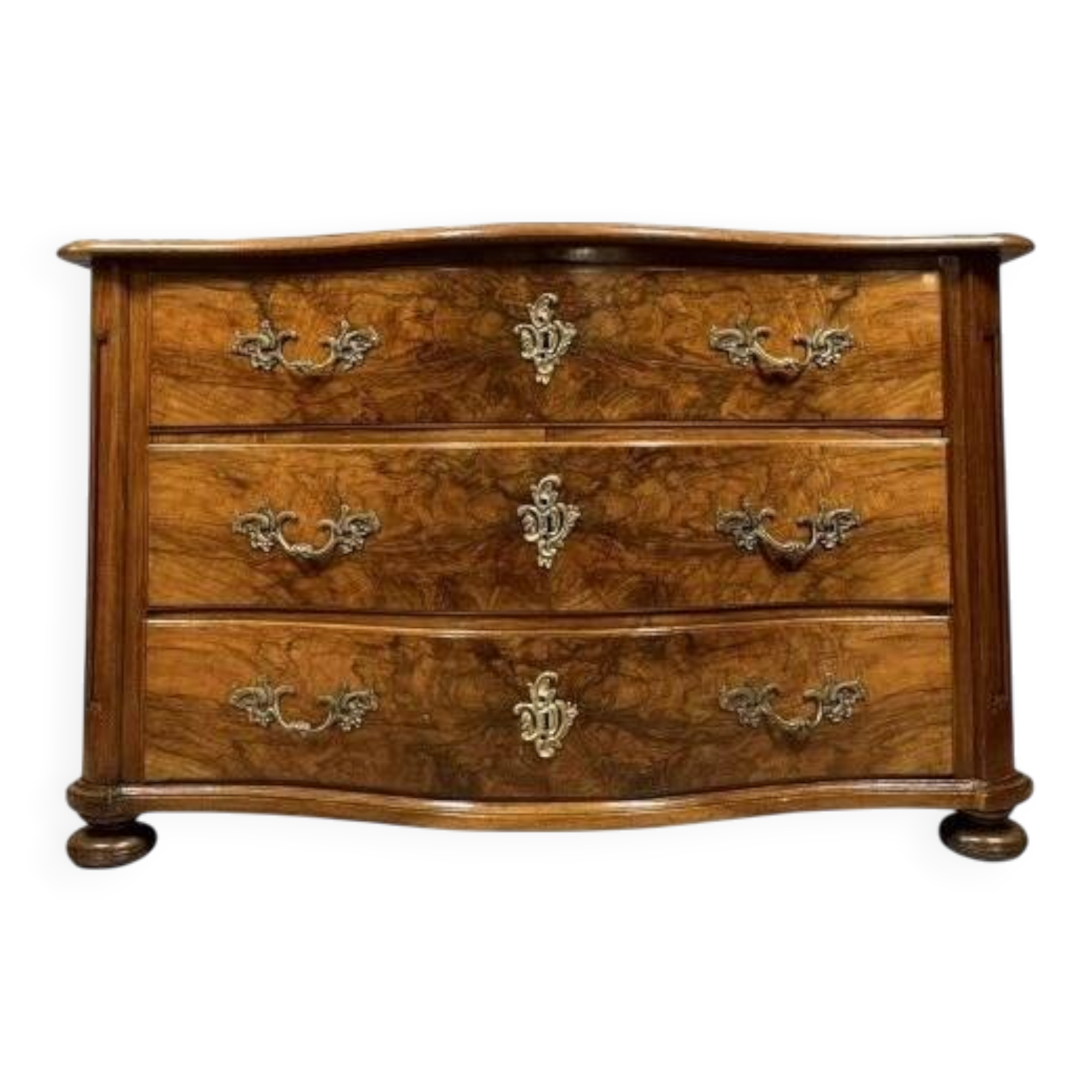 Curved chest of drawers from the Louis XIV - Louis XV period in burr walnut and gilded bronze
