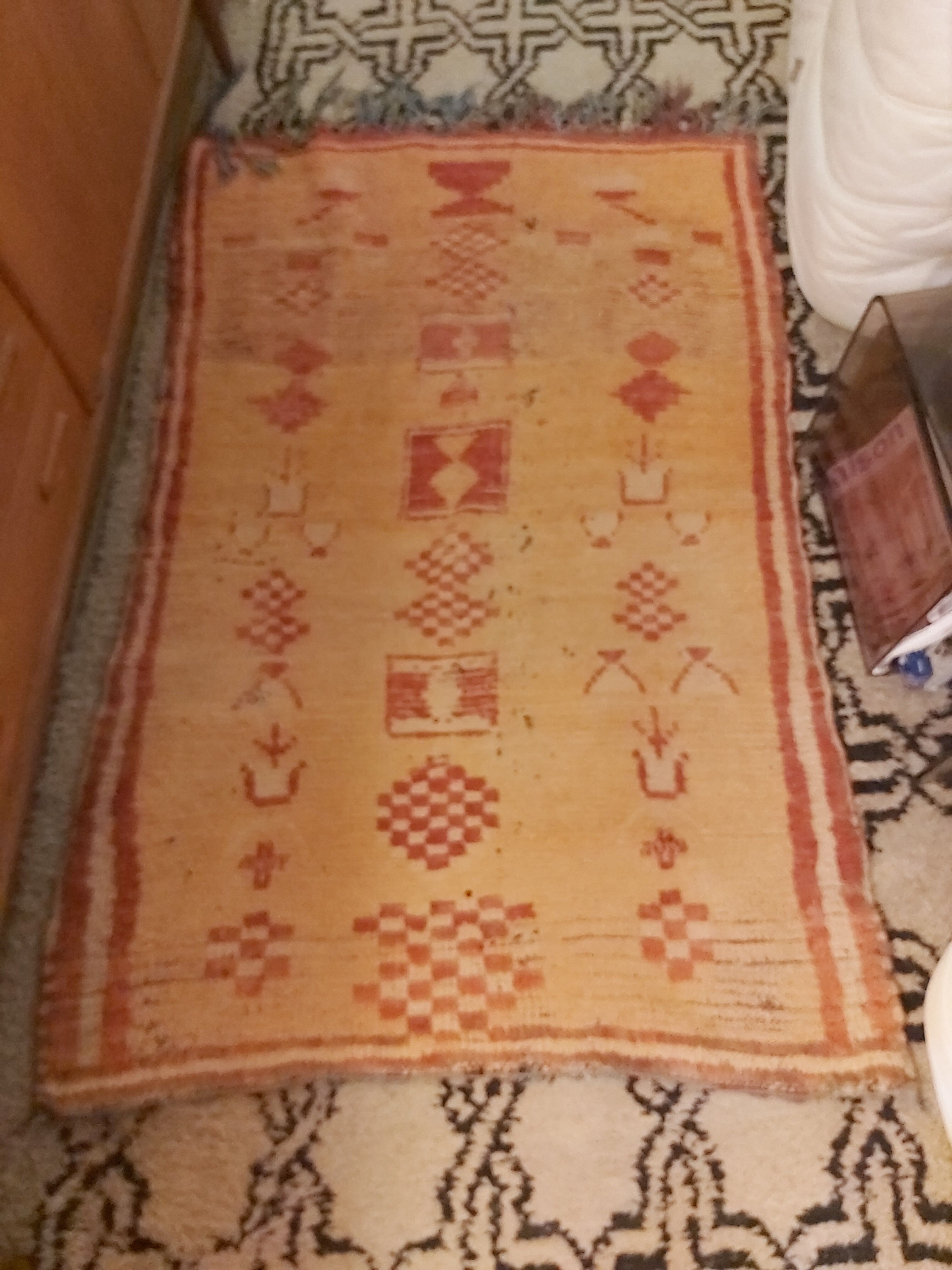 Vintage moroccan boujaad carpet 100x160cm