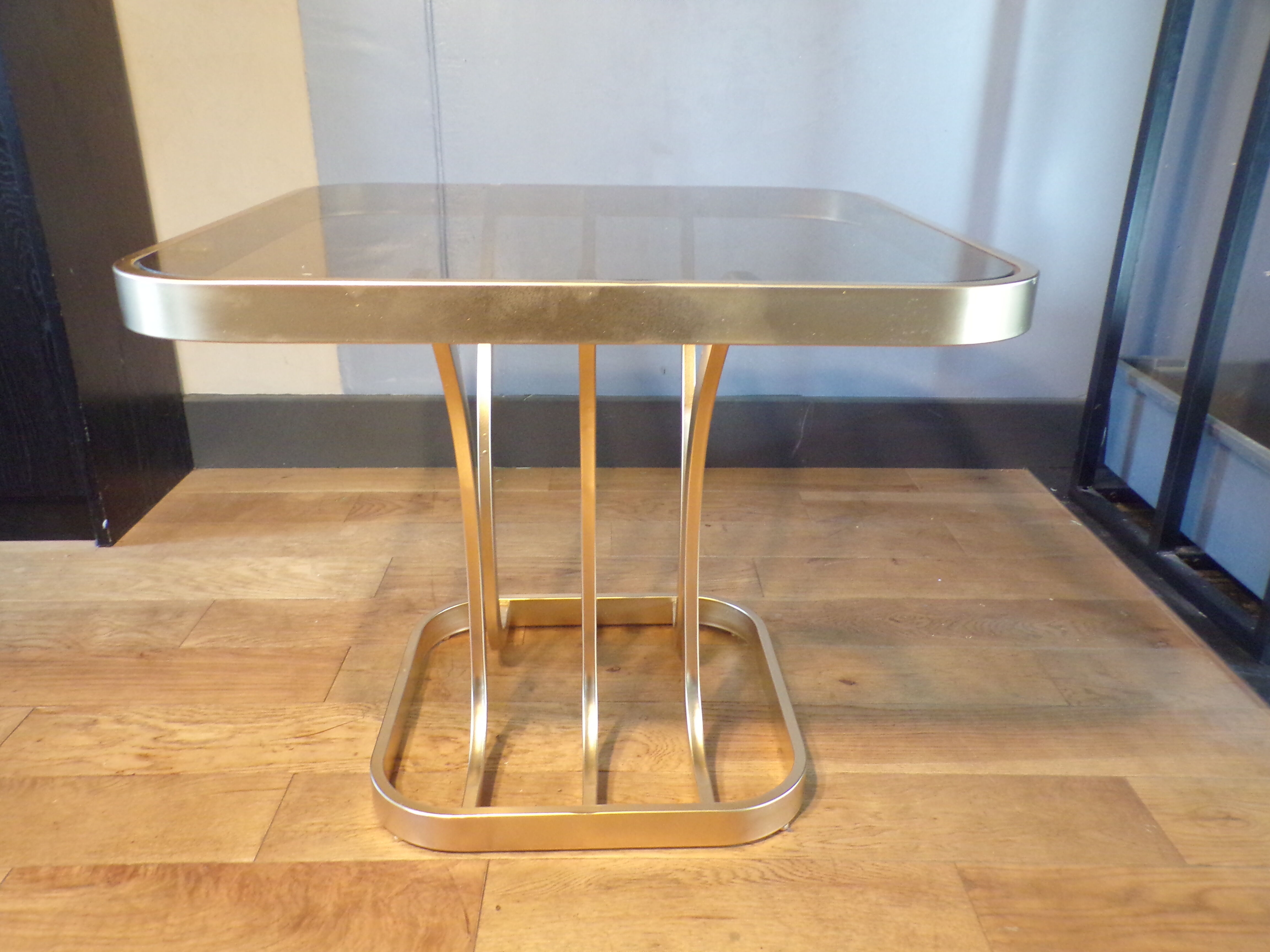 Table low gold metal 1970 smoked glass