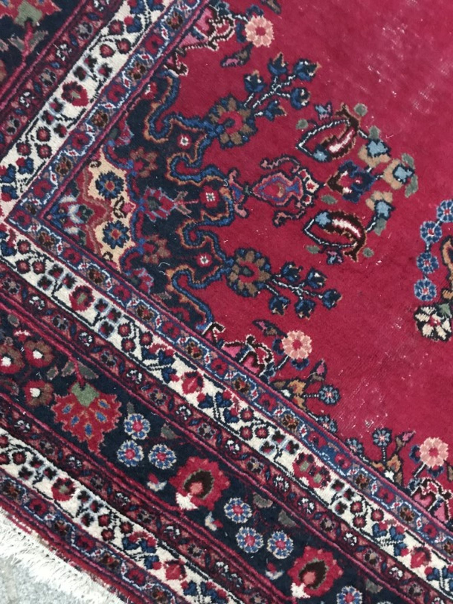 Former carpet Persian Mashhad done hand 200 X 280 CM