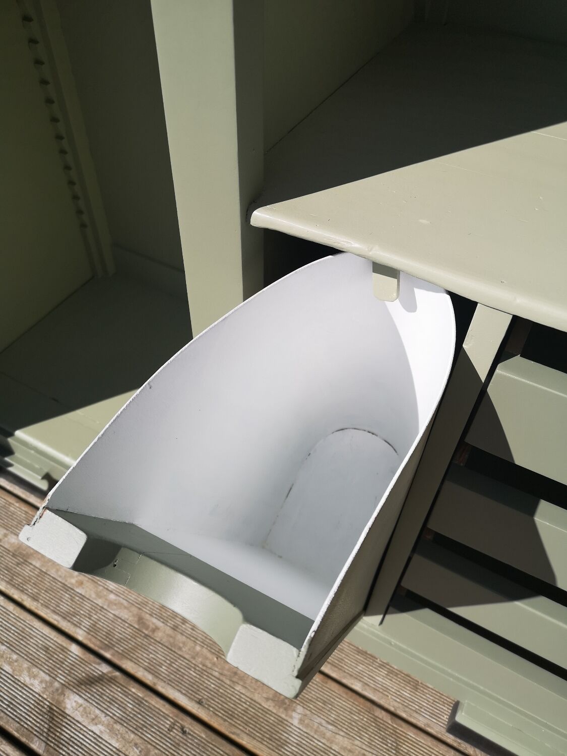 Renovated compact Mado buffet