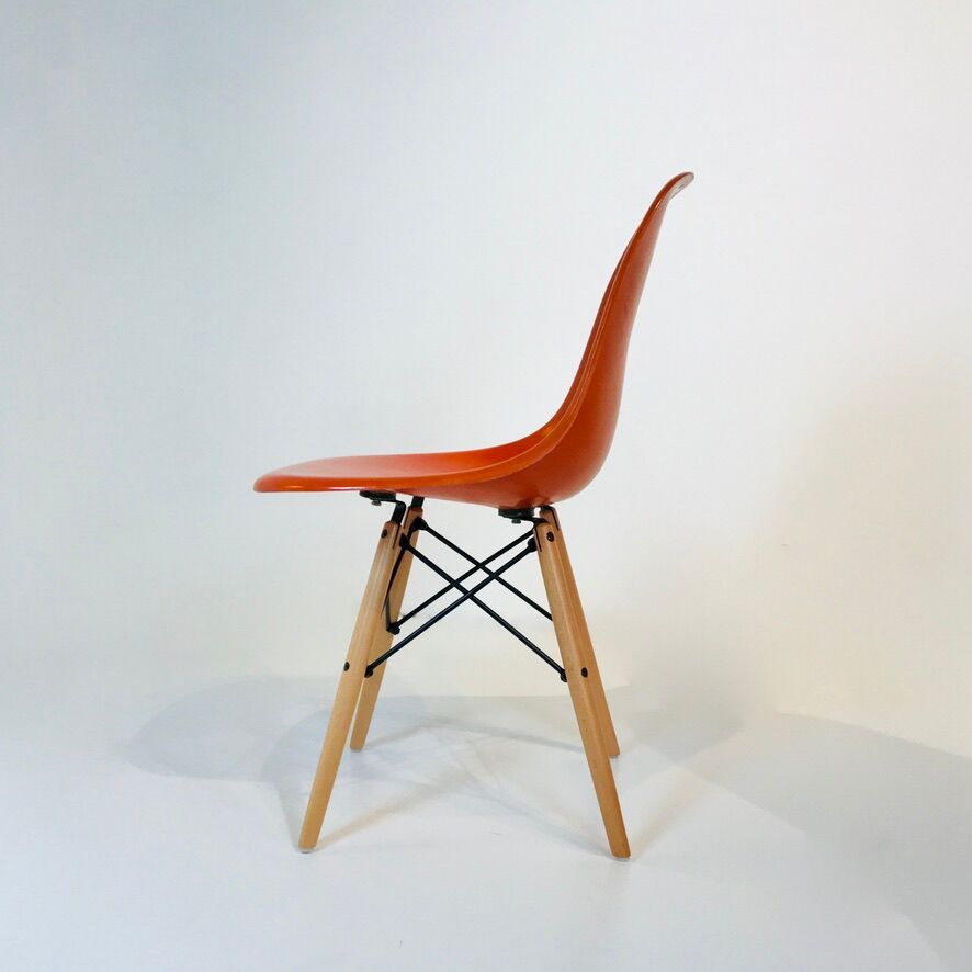 4 DSW chairs by Charles and Ray Eames, USA 1977