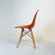 4 chaises DSW de Charles & Ray Eames, USA 1977