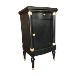 Table de chevet style