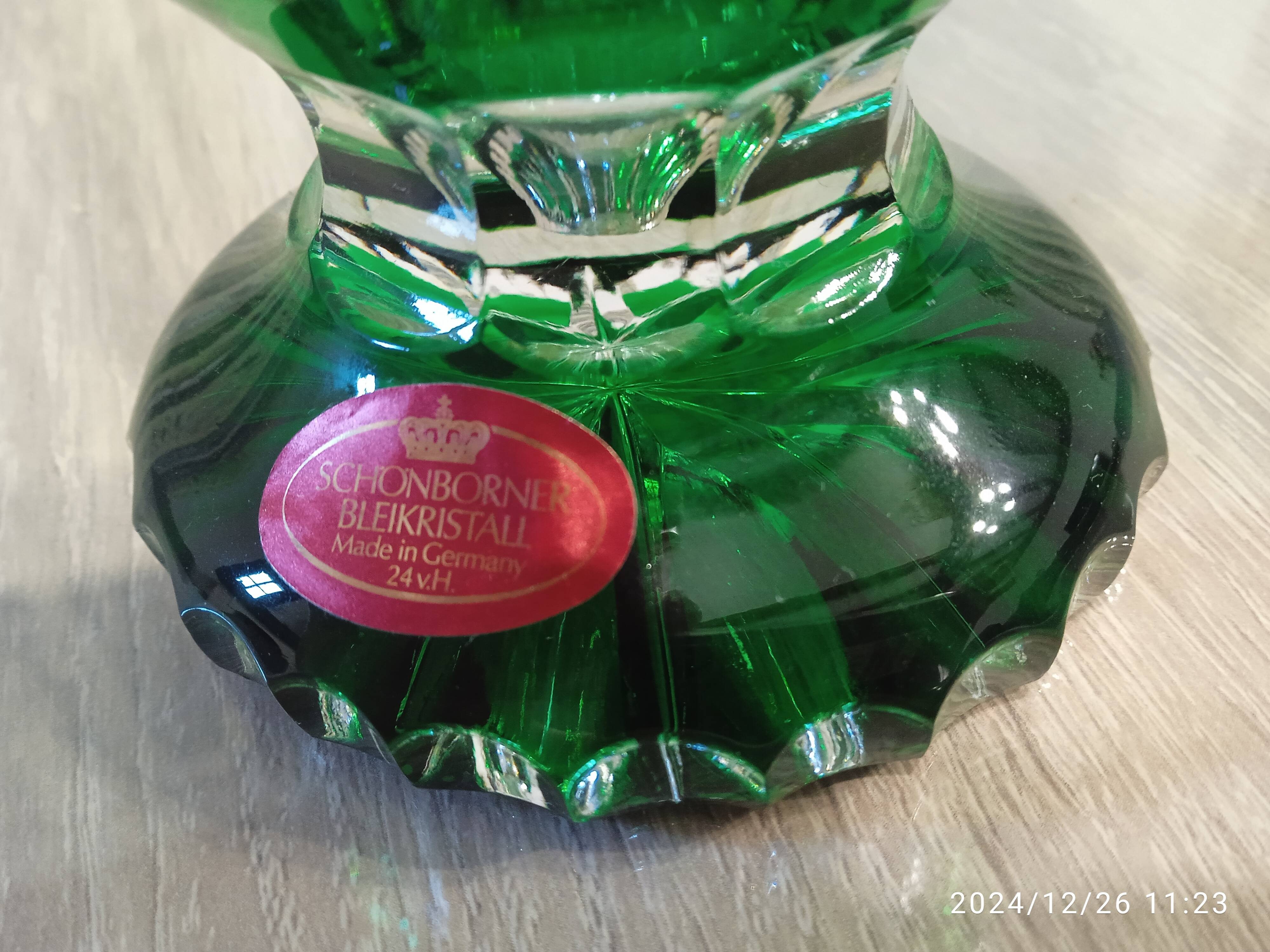 Schonborner Bleikristal crystal vase in perfect condition
