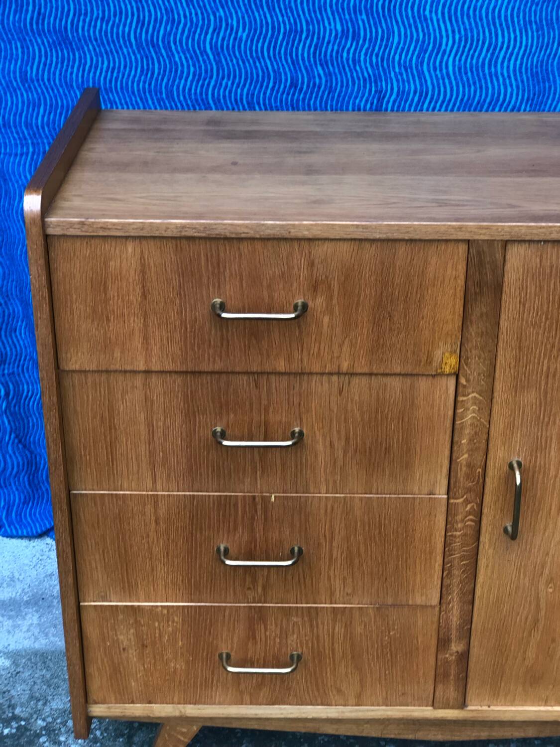 VINTAGE CHEST OF DRAWERS/STORAGE UNIT 1960