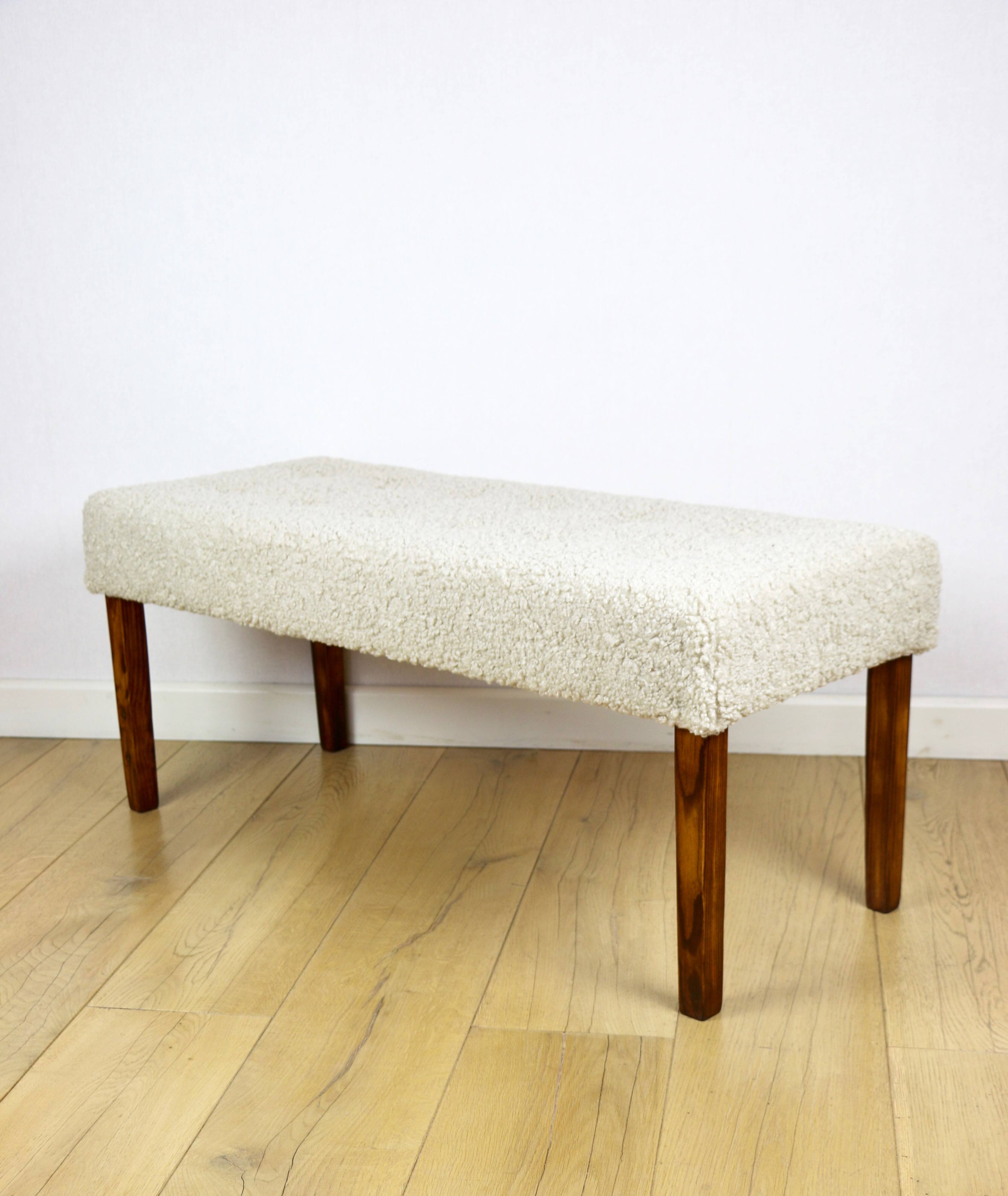 Beautiful vintage bench from the 90s - beige boucle long hair