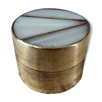 Mini round box in brass and mother-of-pearl