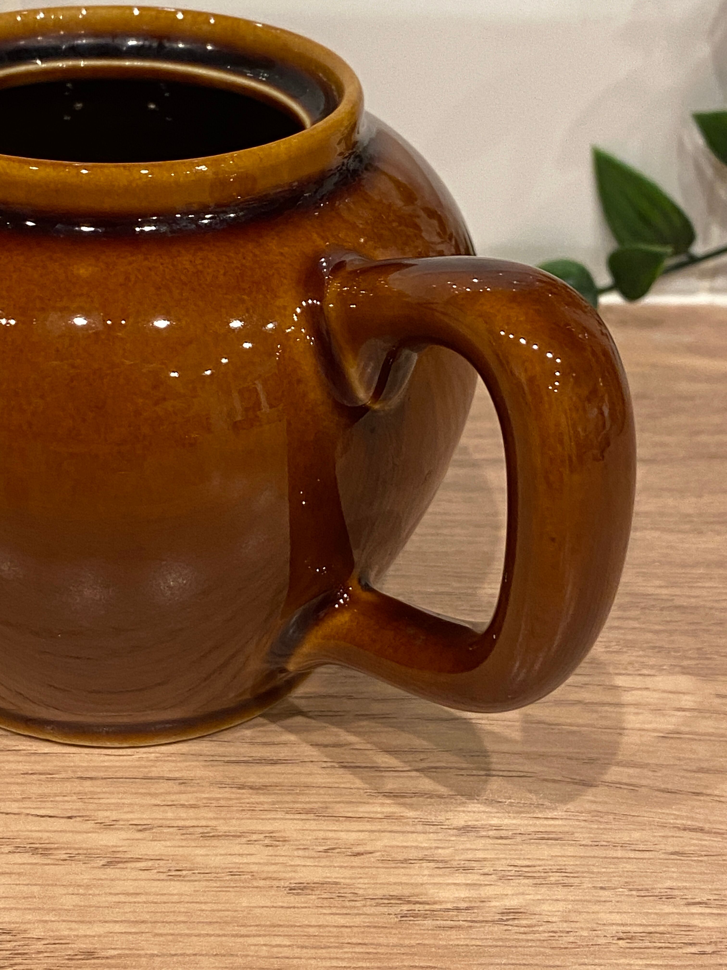 Individual earthenware teapot