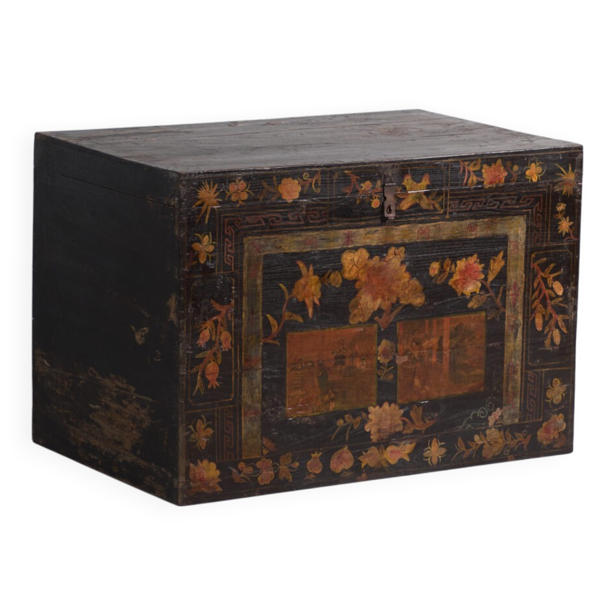 Coffre ancien peint en bois de pin – Chine, vers 1900