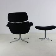 Artifort big tulip lounge chair with original ottoman