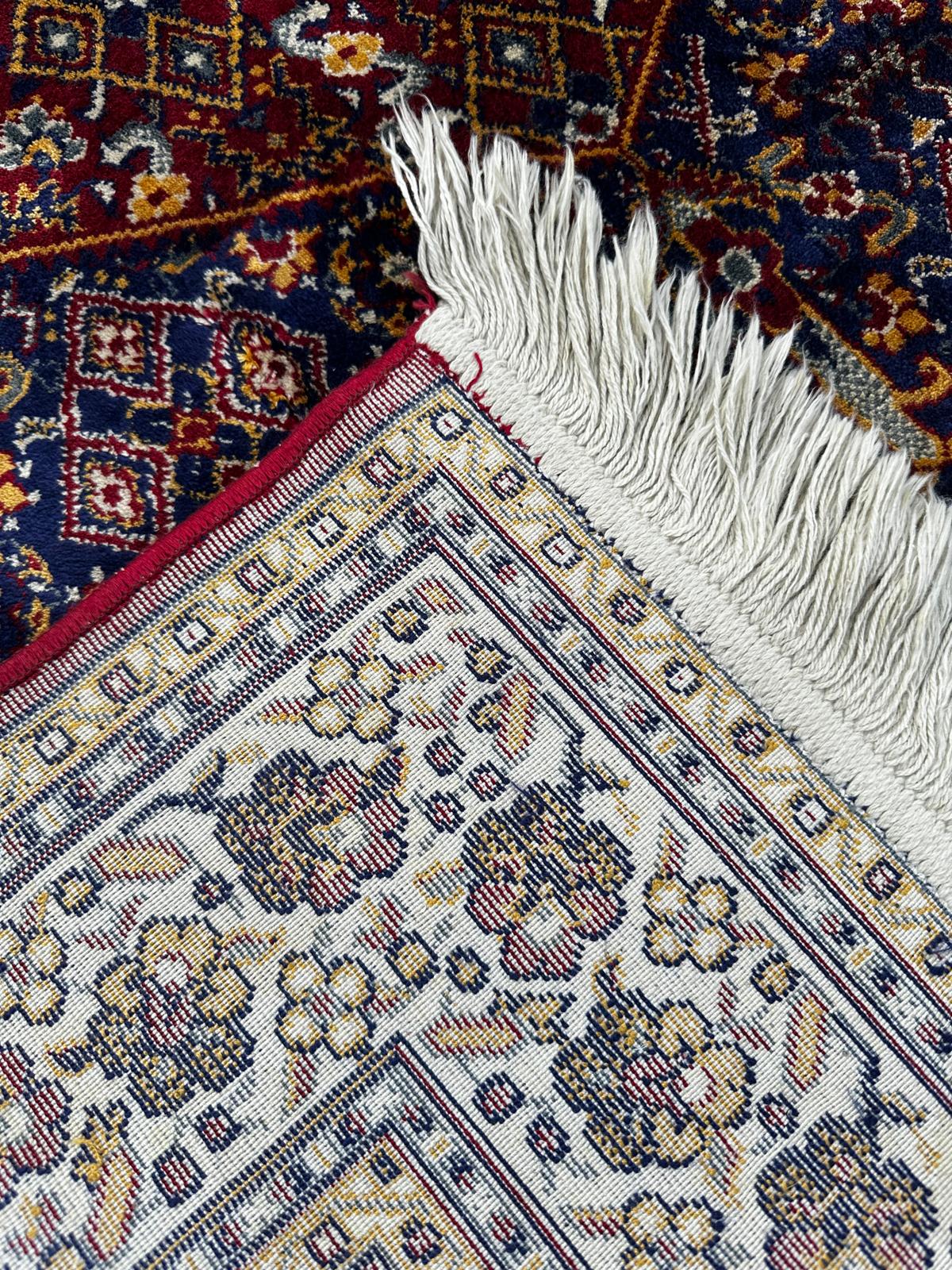 Oriental rug 165cm x 120cm