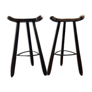 tabourets style brutaliste
