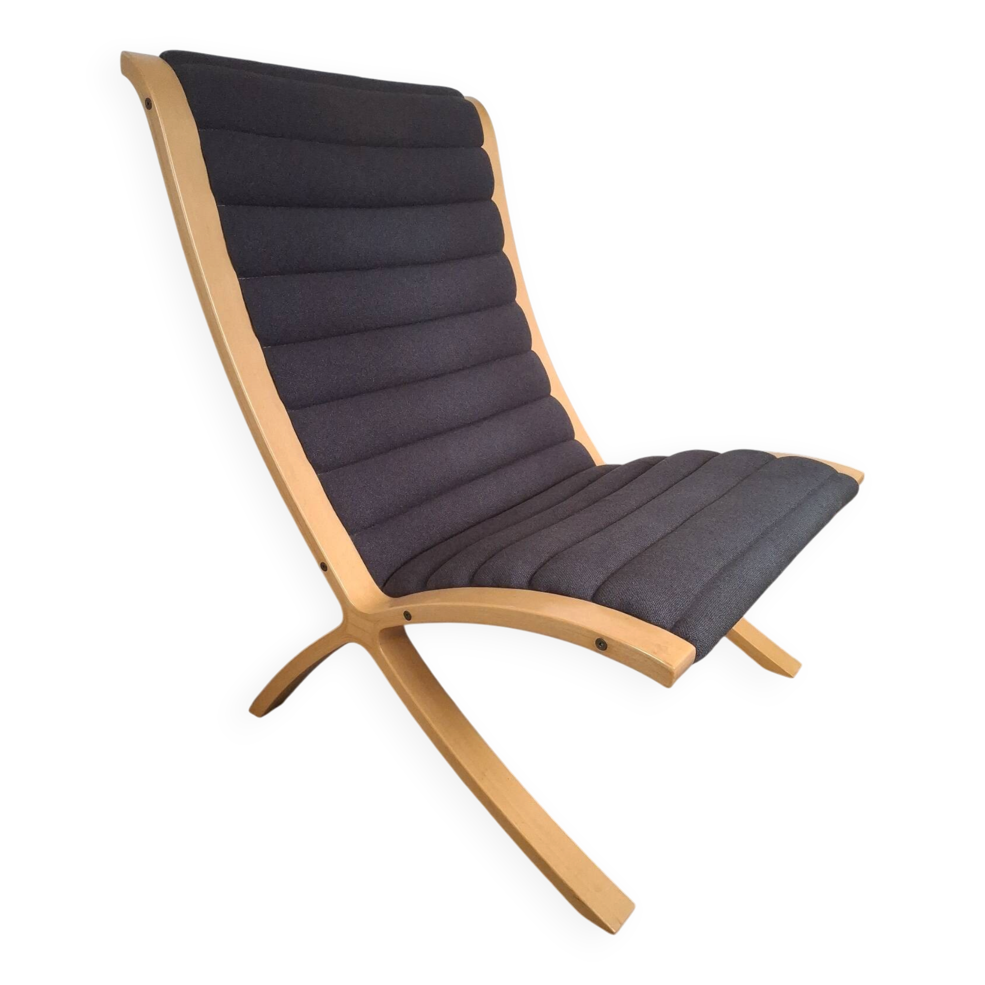 2  chaises AX  par Hvidt & Molgaad édition Fritz Hansen