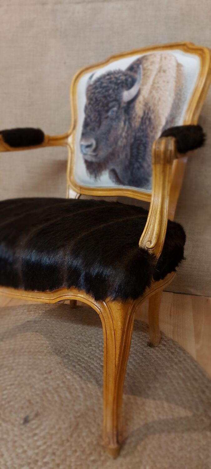 Fauteuil Louis XV bison