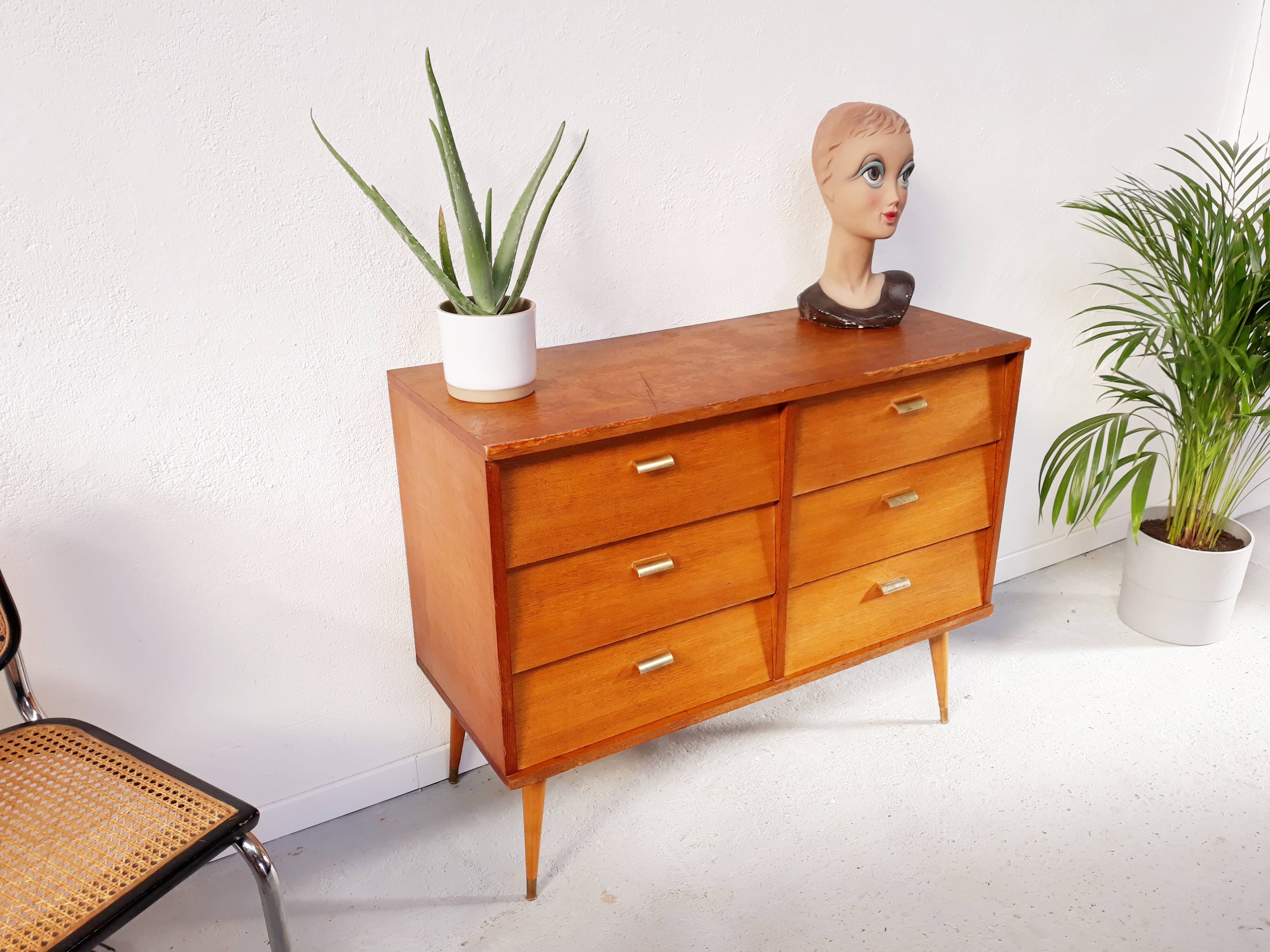 Vintage chest of drawers