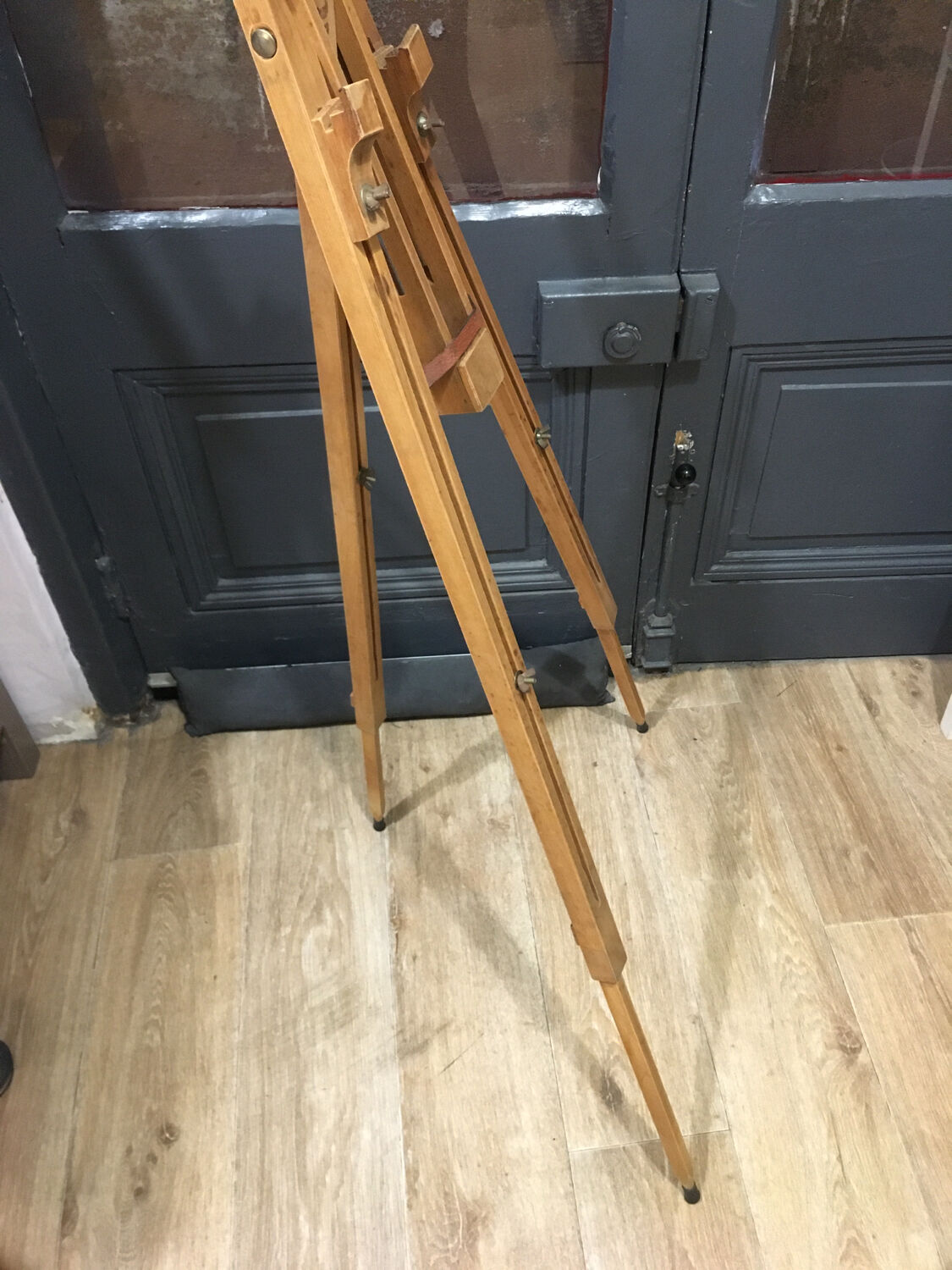 Folding painter's easel