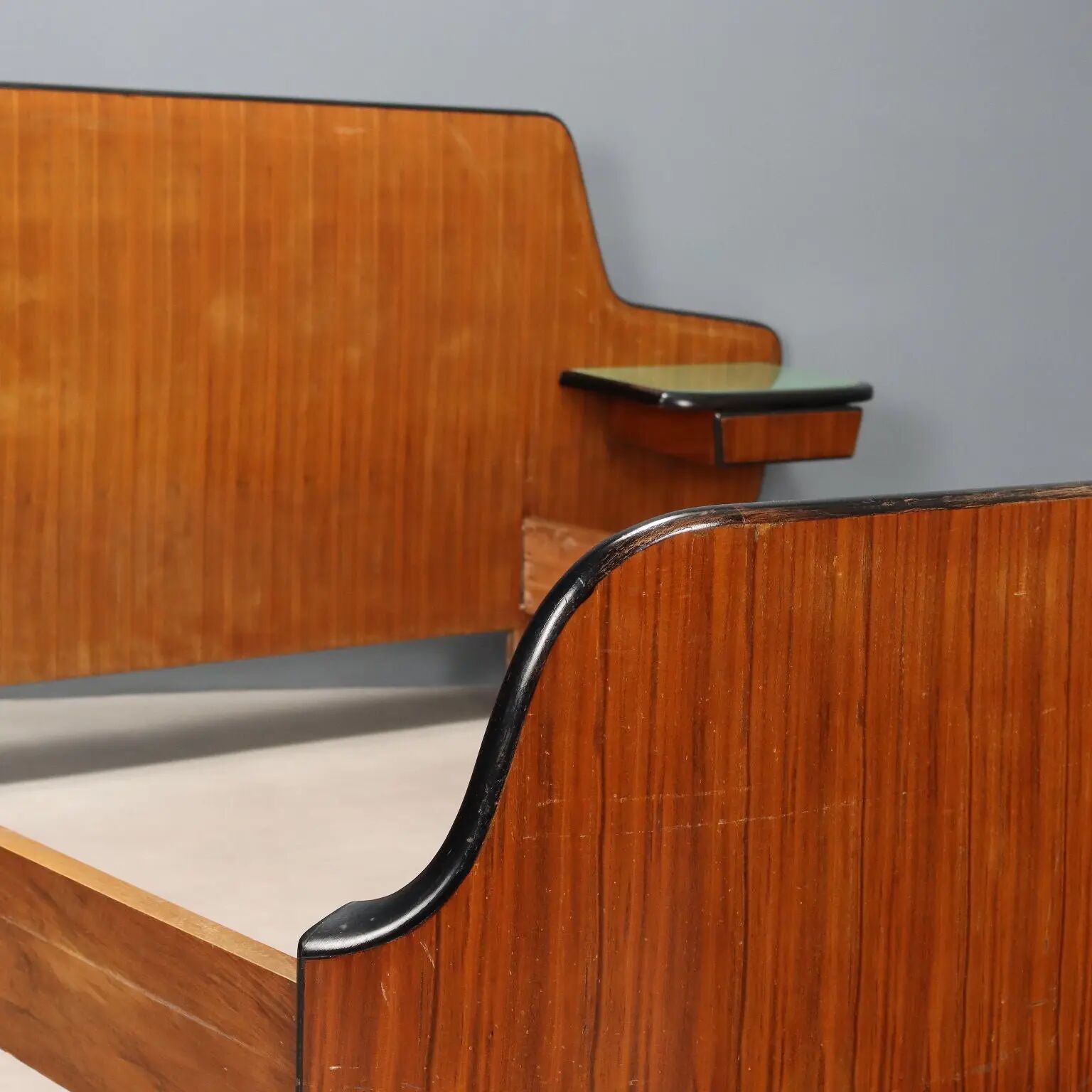 Double bed vintage with exotic wood bedside tables, 1950s design.