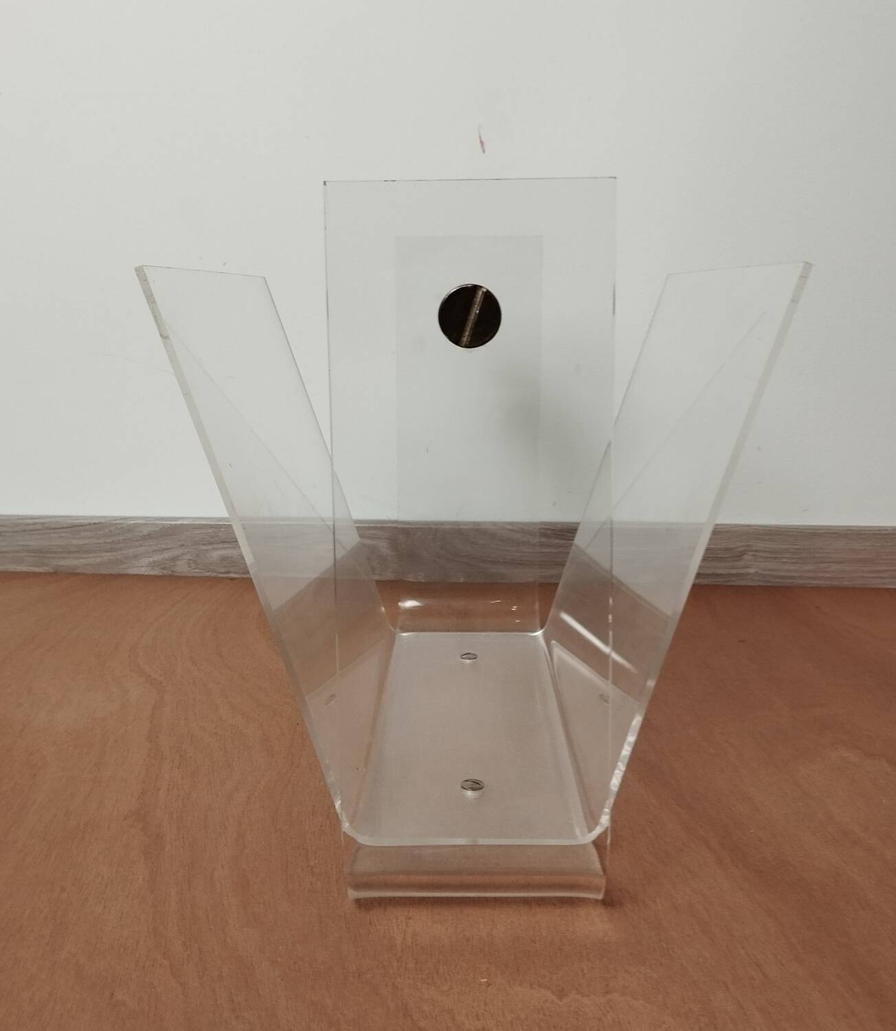 David Lange magazine rack