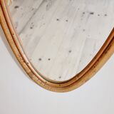 Miroir ovale en rotin 1960
