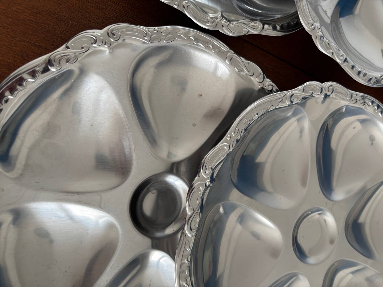 Lot de 6 assiettes à coquilles en métal argenté vintage, style classique