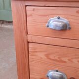 Cabinet with drawers