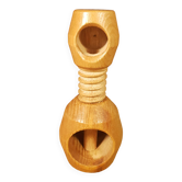 Screw nutcracker
