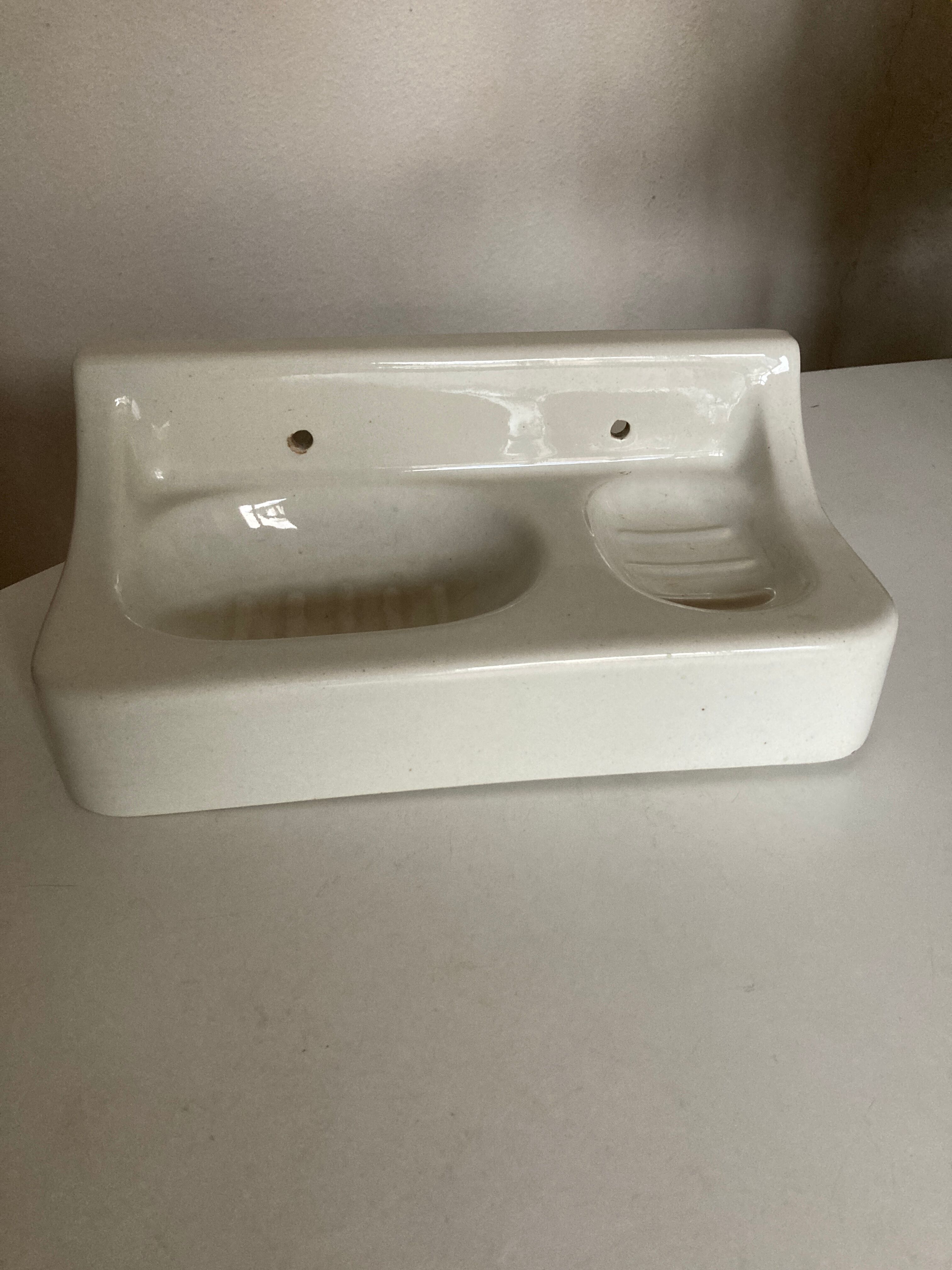 Bathroom door art deco ceramic soap holder