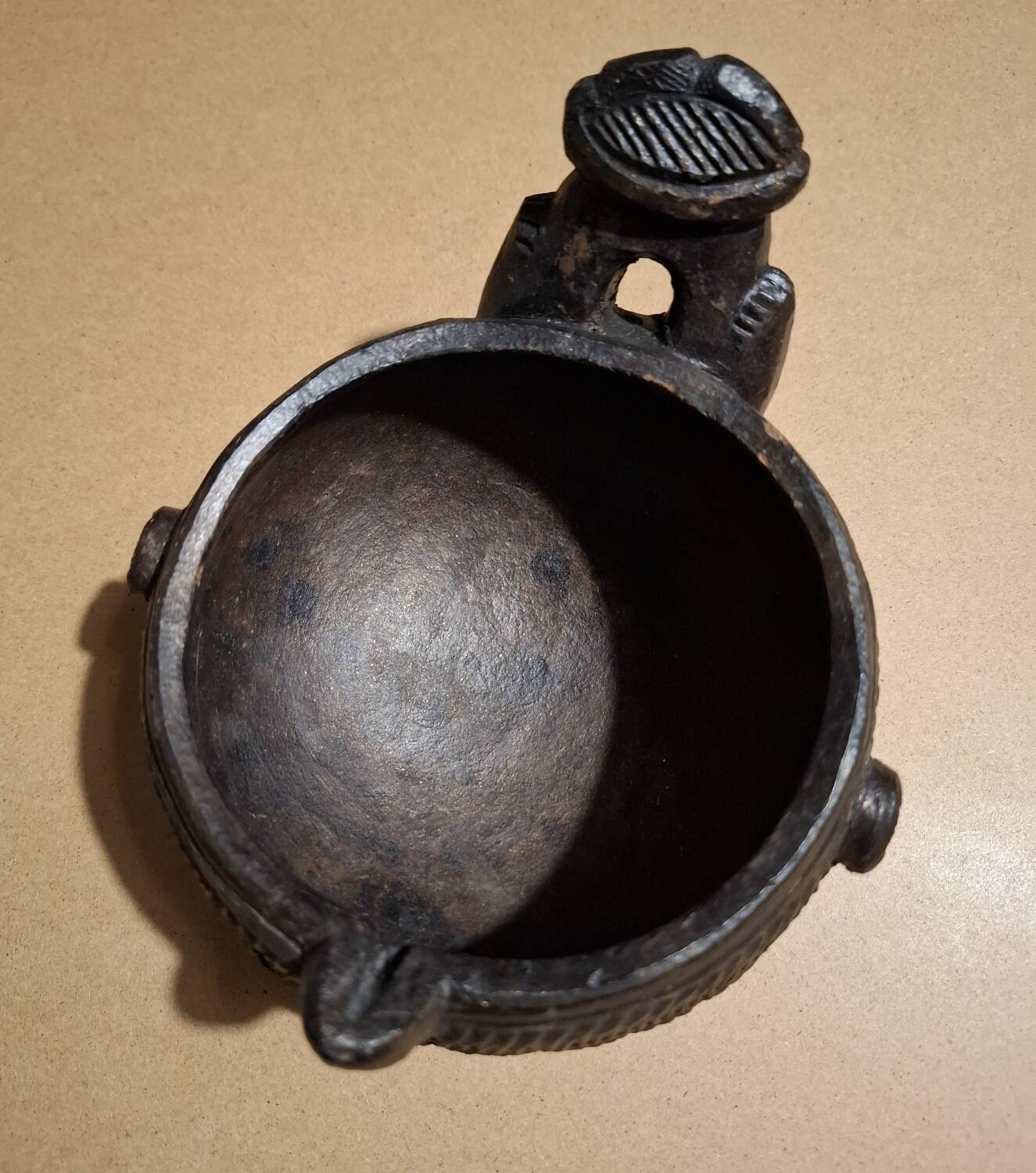 Clay catchall