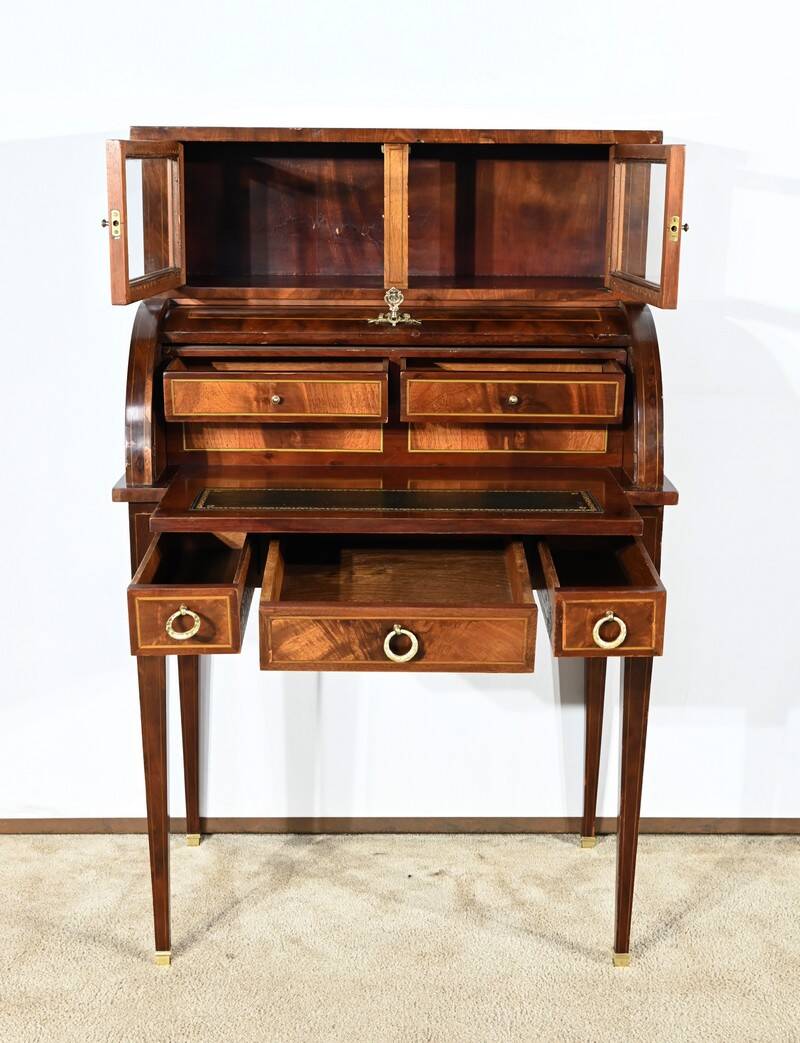 Small Bonheur du Jour Mahogany Desk, Louis XVI / Directory style – Early 20th century