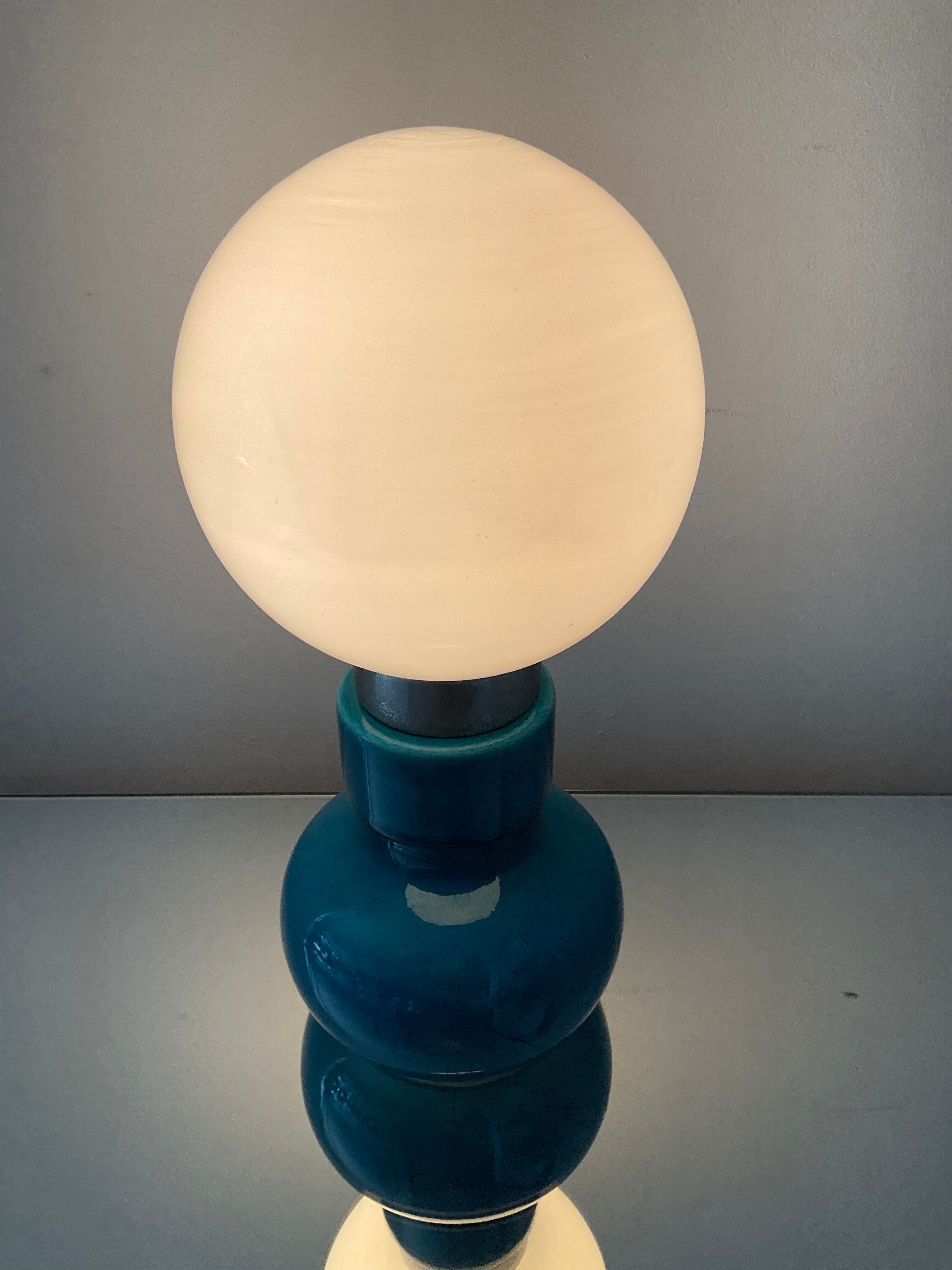 Vintage lamp of the 70s in ceramic and opaline