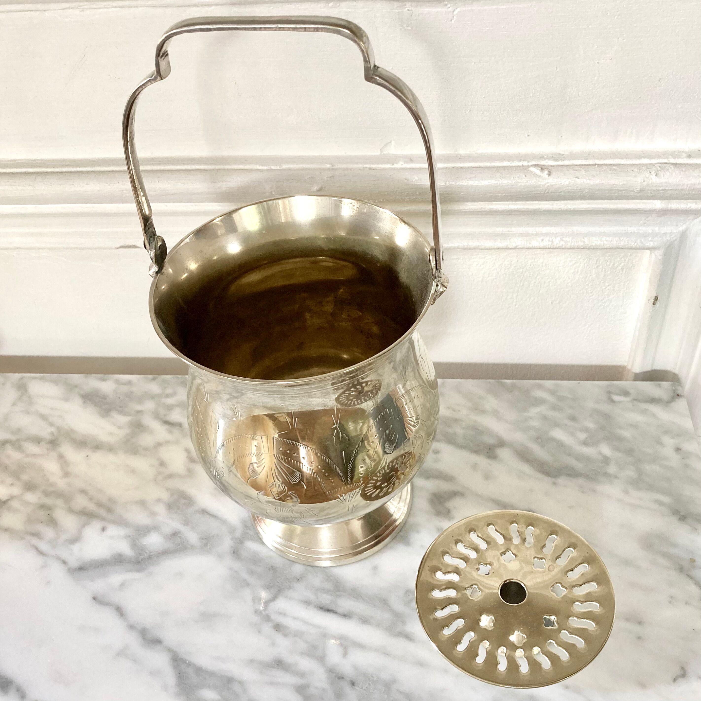 Silver metal ice bucket