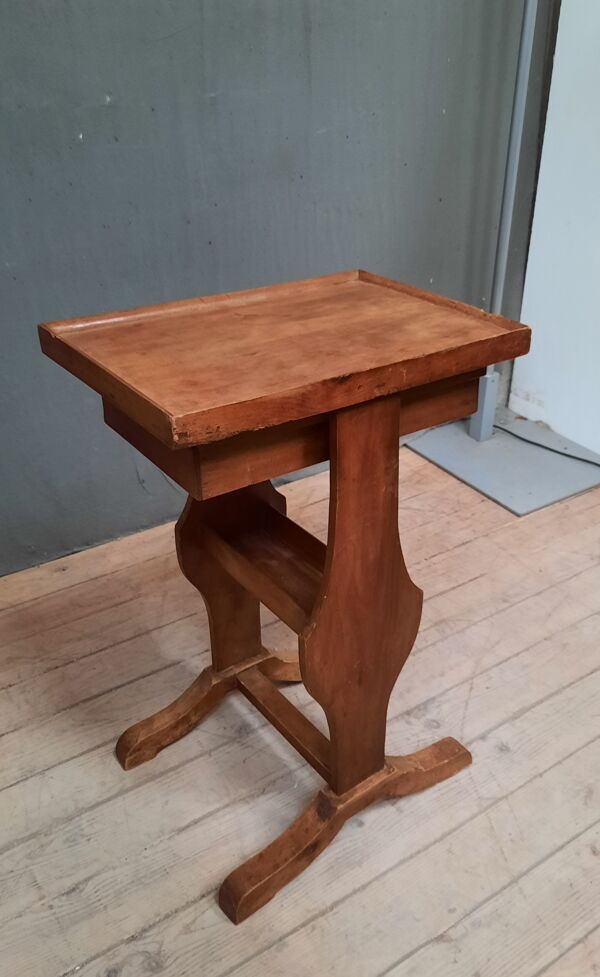 Table d'appoint en merisier