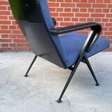 set of 2 Repose armchairs by Friso Kramer for Ahrend de Cirkel