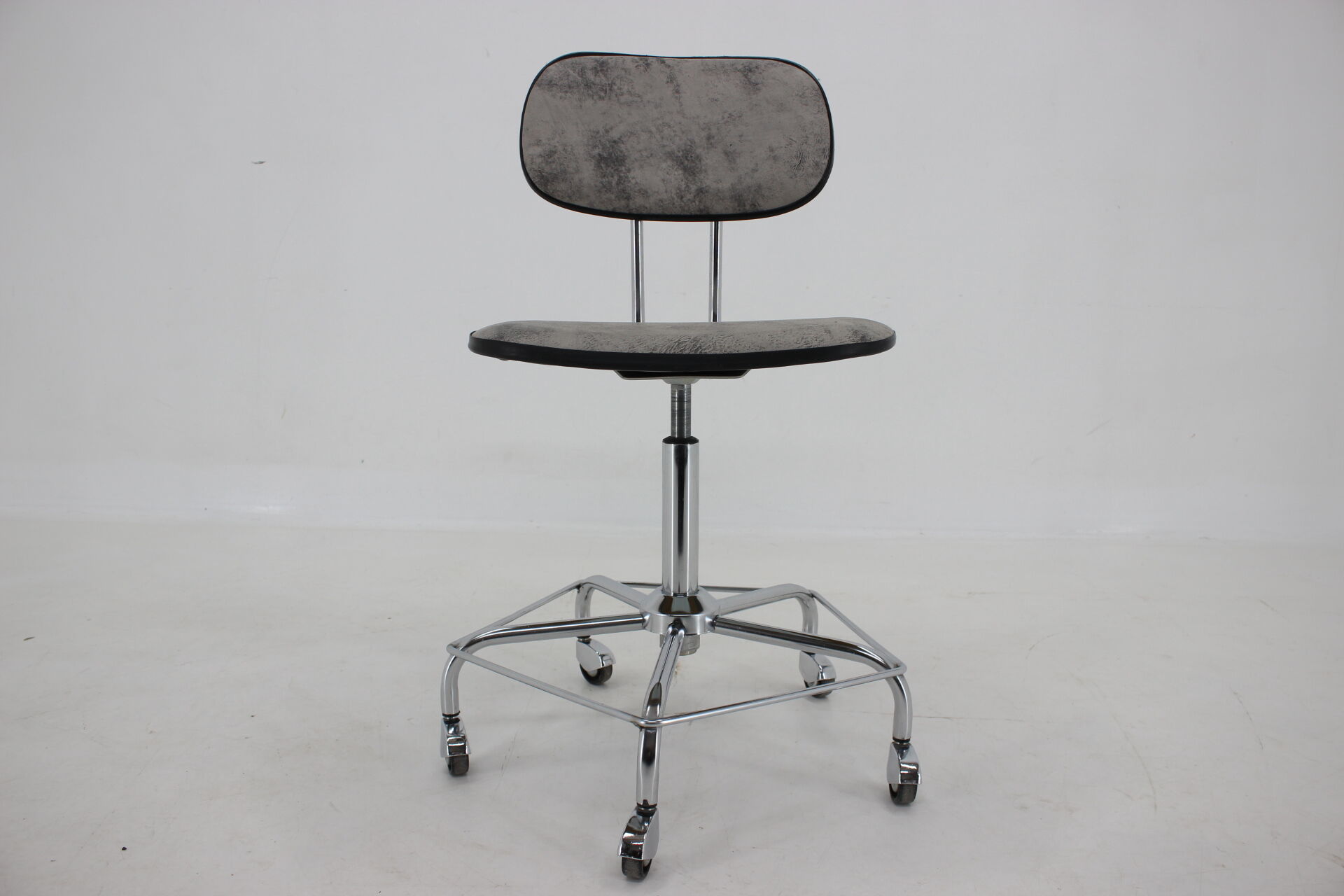 1970s Office Chair in Leather, Germany