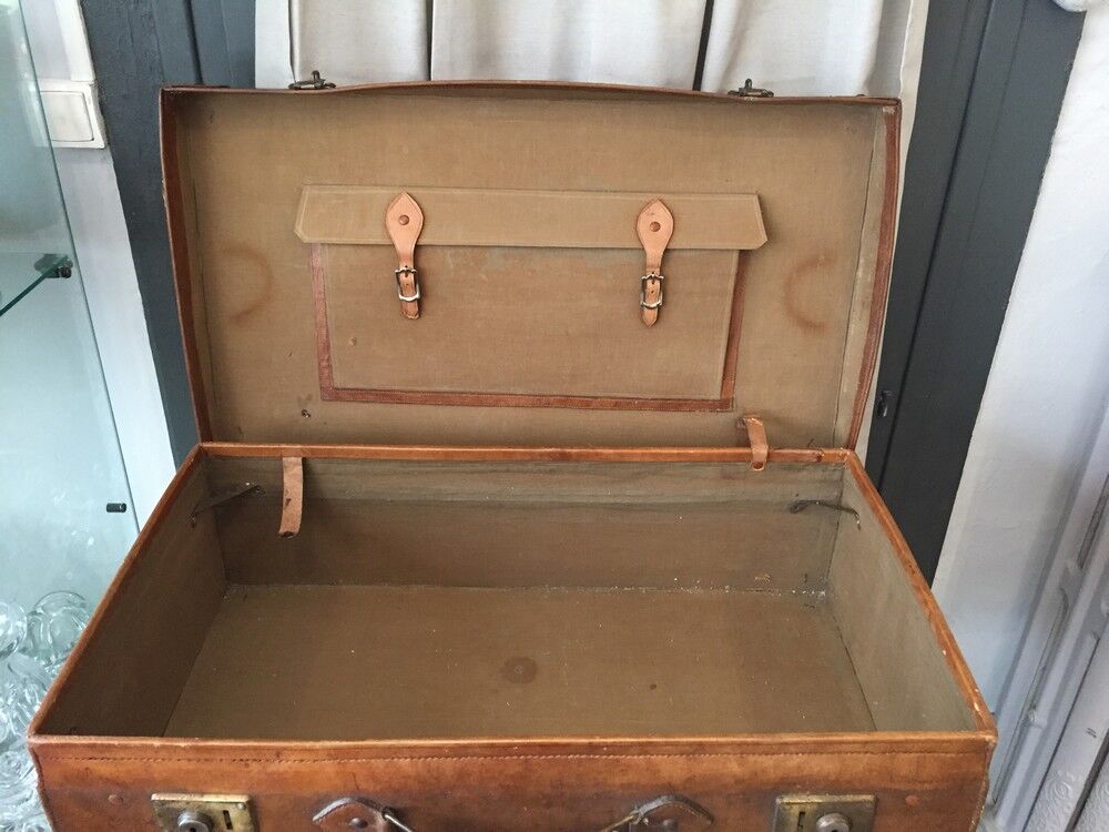 Vintage suitcase in indoor leather light khaki fabric