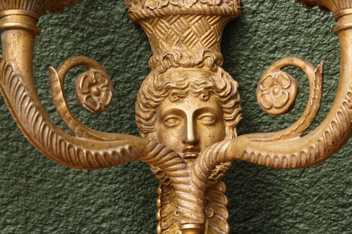 Paire d'appliques en bronze d'époque Empire