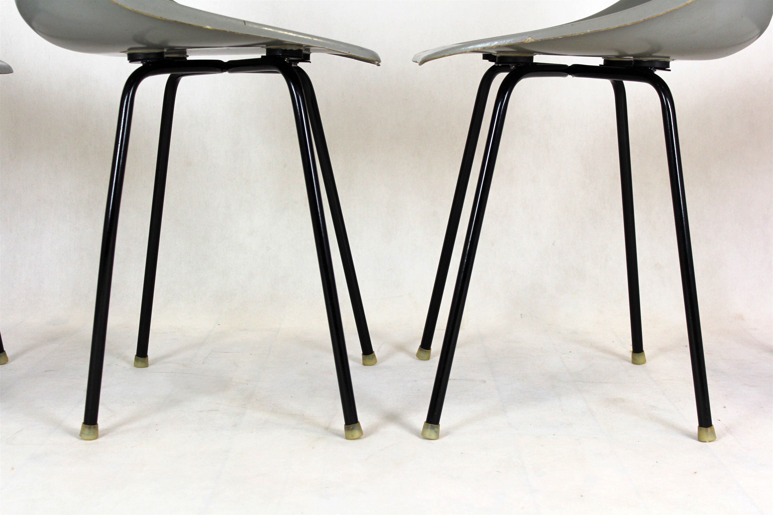 Fiberglass Chairs by Miroslav Navratil for Vertex, 1960s, Set of 4