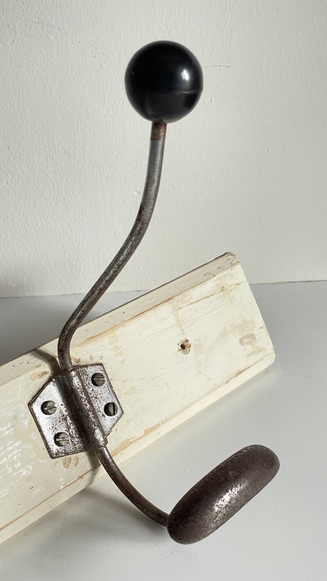ANTIQUE SCHOOL COAT RACK White Wood